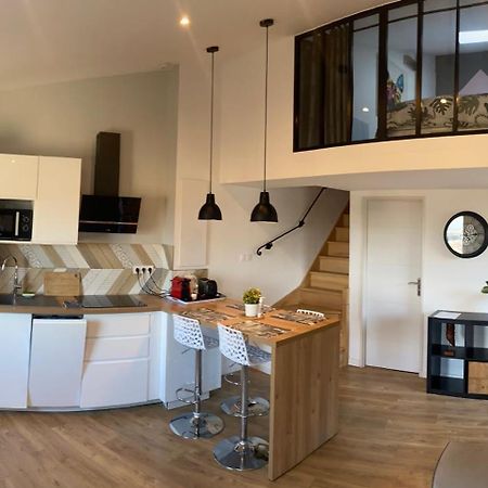 Spacieux Duplex, Vue Mer Et Belle Terrasse Hyères Esterno foto